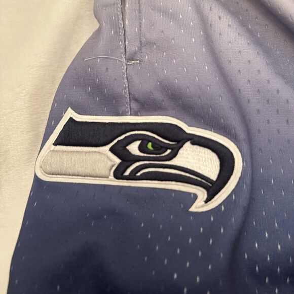 Pro Standard Seattle Seahawks Ombre Mesh Shorts - Picture 7 of 9